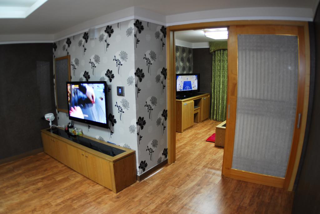 Tae Pyeong Yang Hotel Ансан Екстериор снимка